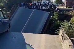 На севере Азербайджана рухнул мост