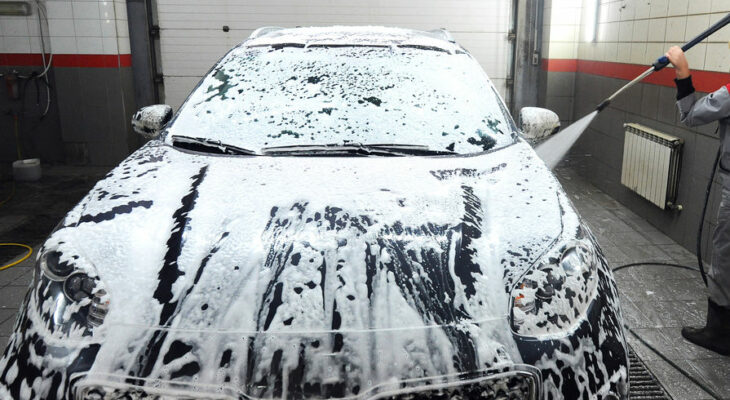 Стало известно, как правильно мыть автомобиль зимой